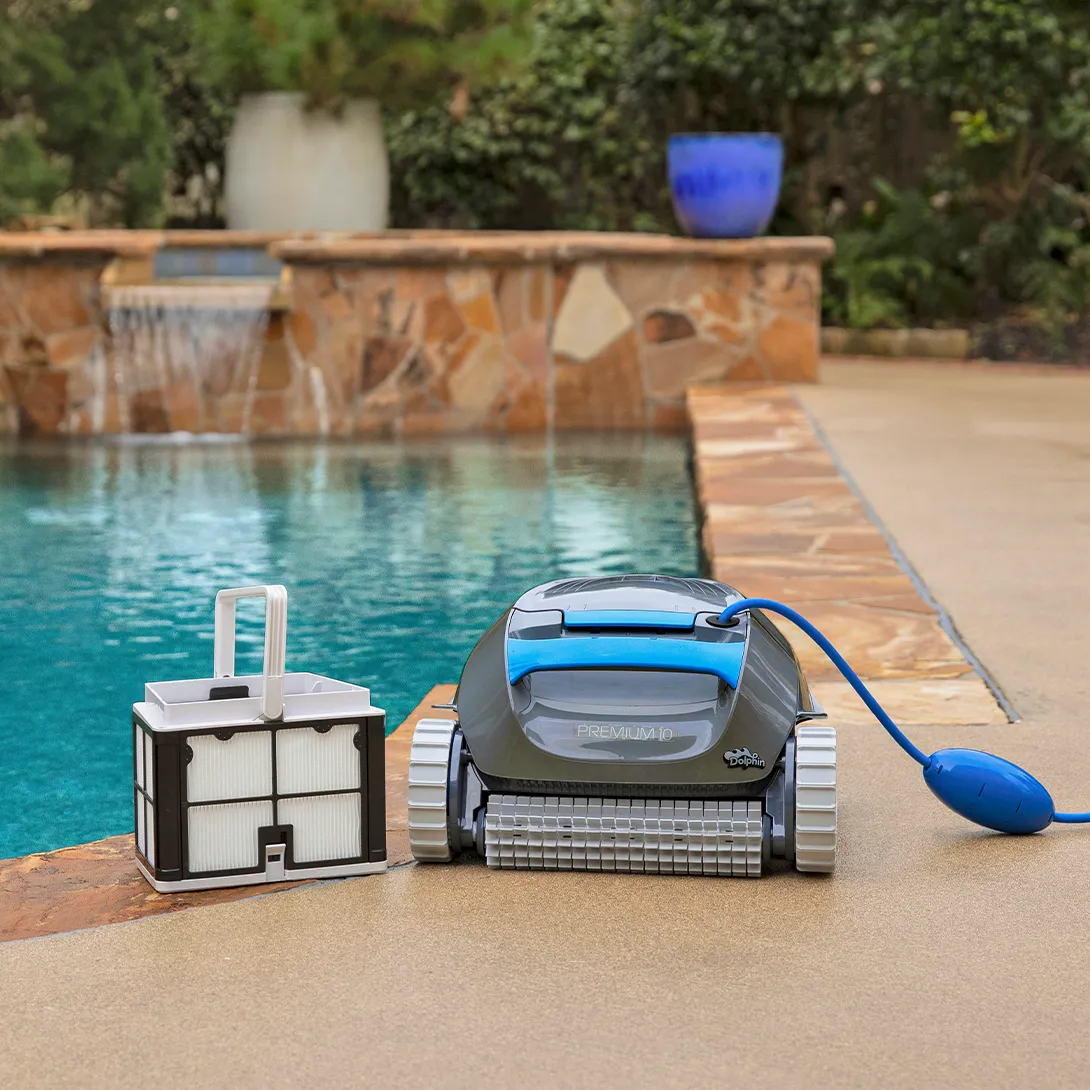 Dolphin Premium 10 Pool Cleaner — image 2